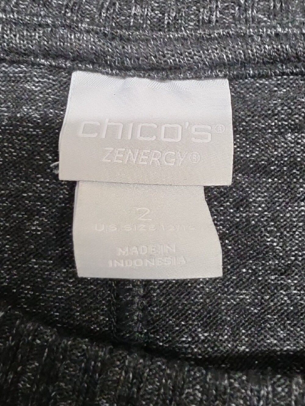 Zenergy by Chico's Womens L Charcoal Gray Lightweight Knit Crewneck Sweater - Picture 2 of 8